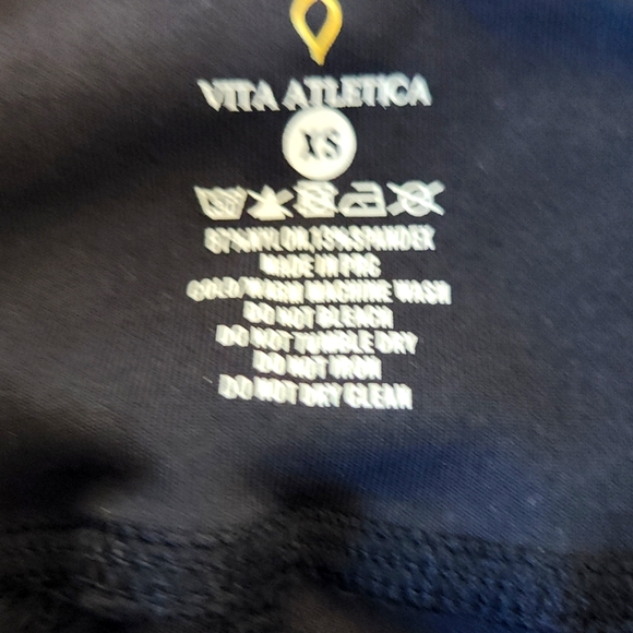Lot of three xs legging Vita Athletica - Picture 2 of 2
